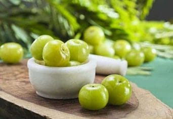 Amla (Indian gooseberry) - for hair, skin and weight loss 2 Indian gooseberry