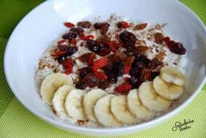  Cottage cheese with fruit and jam