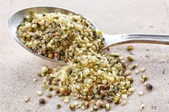 Hemp seeds (hempseed) - healthy nutrients in small grains 3 Hemp seed