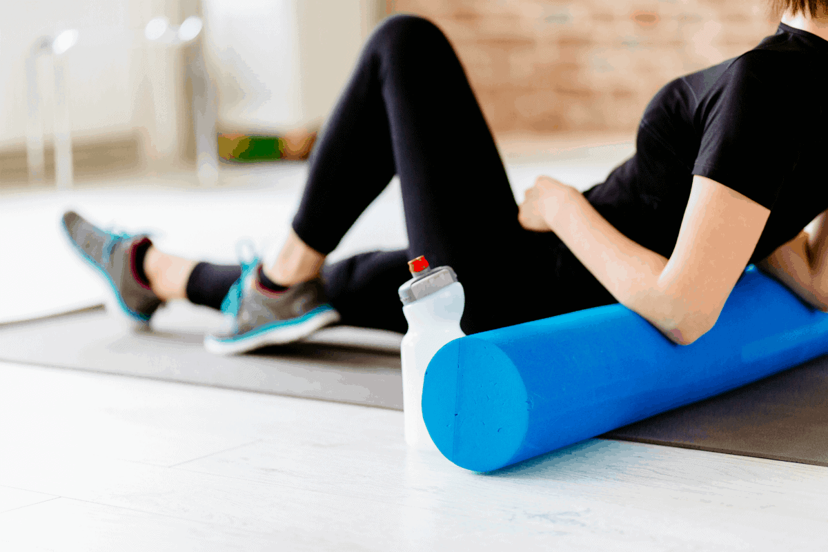 Rolling your muscles - why should you roll? How to roll? Rolling for cellulite 1