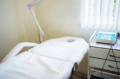 Carboxytherapy of the scalp - is it effective for baldness? 4 carboxytherapy cabinet
