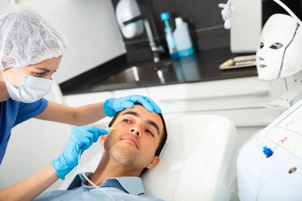 Carboxytherapy of the scalp - is it effective for baldness? 1 karboksyterapii