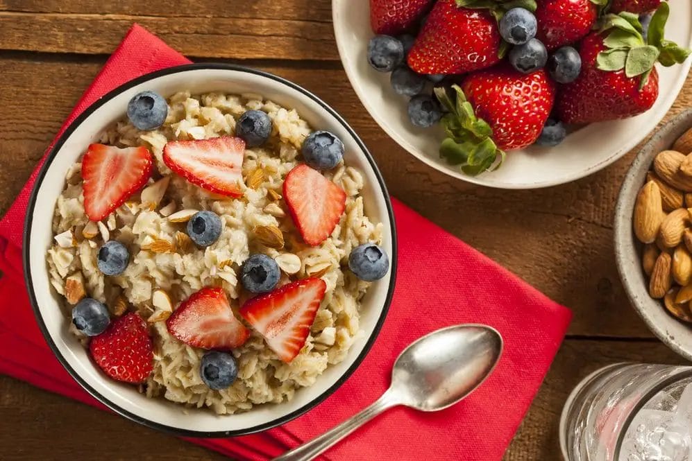 Oatmeal diet - treat yourself to a healthy, beautiful look and slim figure with the help of invaluable oatmeal! 1 oats